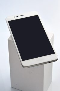 Service de réparation de téléphones – écrans cassés, batteries, connecteurs